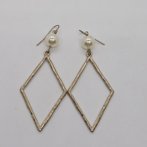 gold tone and faux pearl large dangle earrings - Picture 3 of 4